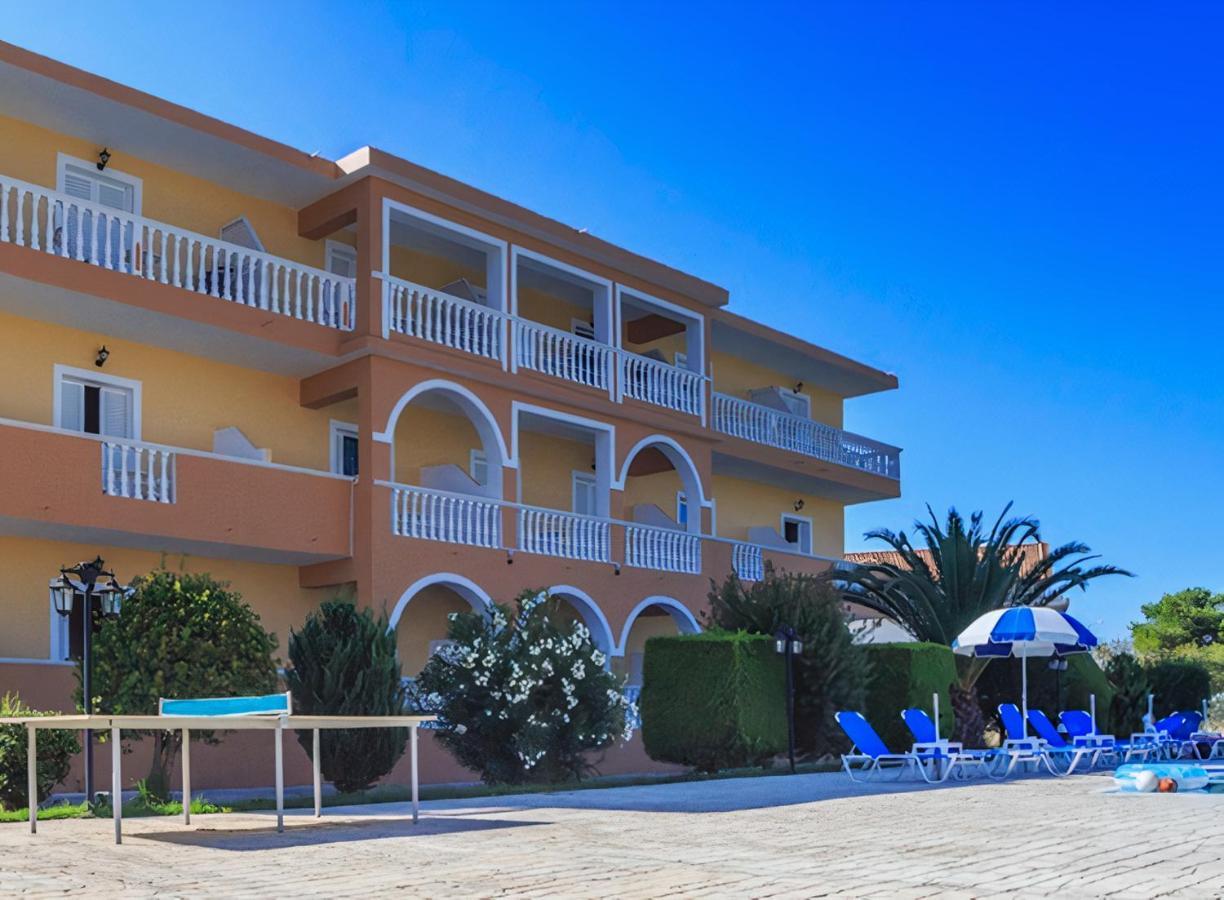 Derekas Studios & Apartments لاغاناس المظهر الخارجي الصورة