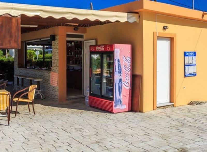 Derekas Studios & Apartments لاغاناس المظهر الخارجي الصورة